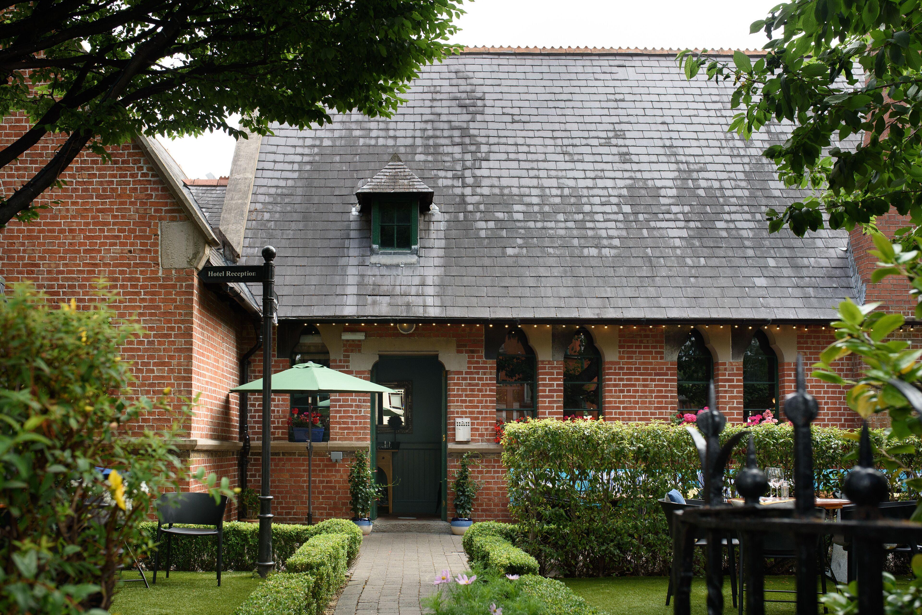 Schoolhouse Hotel — Photos 1